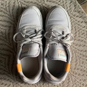Adidas retrorun x women’s running shoes.